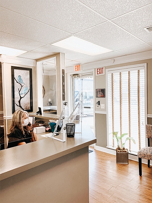 Pea Ridge dental office reception desk